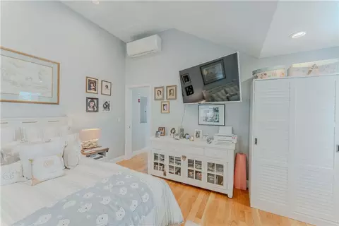 Bedroom - 45 Juniper Ave, Warwick, RI 02886 photo 3 of 4