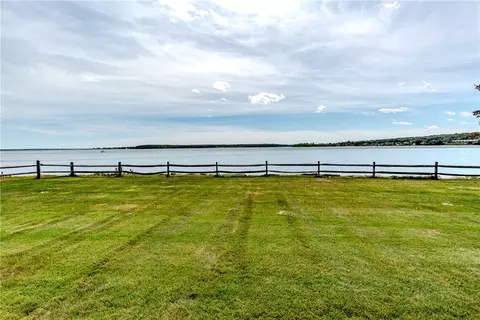 View/Area - 45 Juniper Ave, Warwick, RI 02886 photo 2 of 2