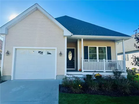 19 Leighas Ln, Coventry, RI 02816