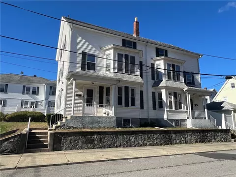 12 Legion Dr, Pawtucket, RI 02860