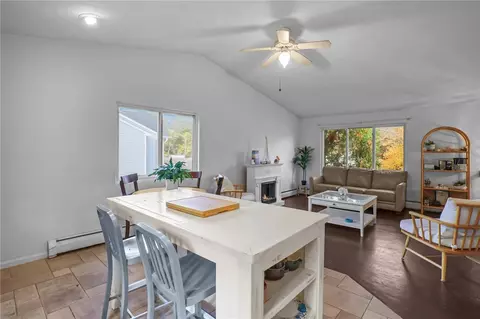 81 Fairhaven Ave, Warwick, RI 02889 photo 9