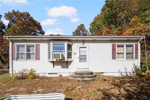 304 Getchell Ave, Woonsocket, RI 02895 photo 3