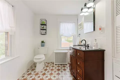 15 Burt St, Warwick, RI 02886 photo 40
