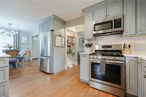 15 Burt St, Warwick, RI 02886 photo 20