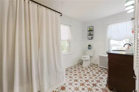 15 Burt St, Warwick, RI 02886 photo 42