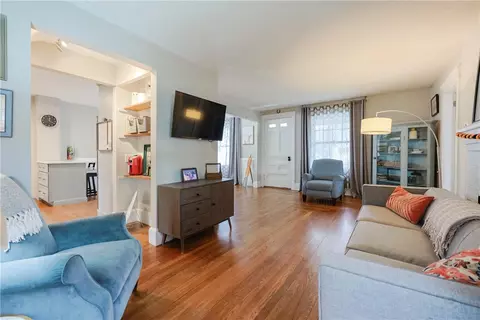 15 Burt St, Warwick, RI 02886 photo 10