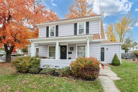 15 Burt St, Warwick, RI 02886 photo 3