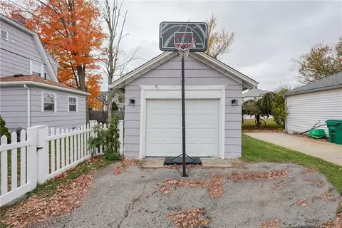 15 Burt St, Warwick, RI 02886 photo 48