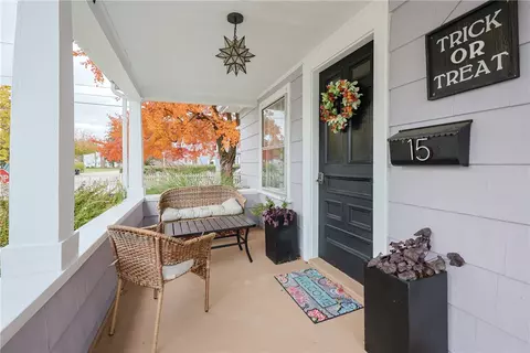 15 Burt St, Warwick, RI 02886 photo 6