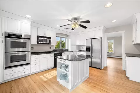 Kitchen - 23 Hillview Dr, Westerly, RI 02891 photo 2 of 5