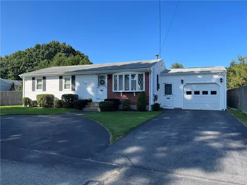 Exterior - 121 Lloyd Ave, Warwick, RI 02889 photo 4 of 11
