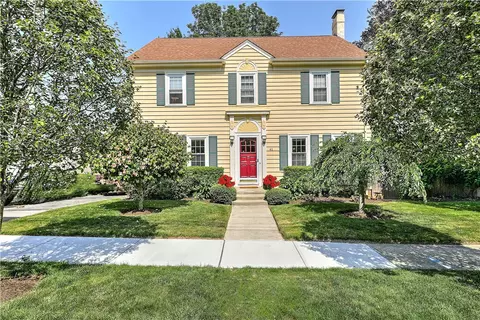 41 Stadium Rd, Providence, RI 02906