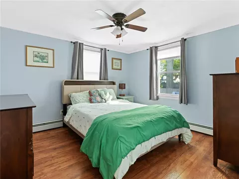 Bedroom - 110 Heath Ave, Warwick, RI 02888 photo 1 of 2