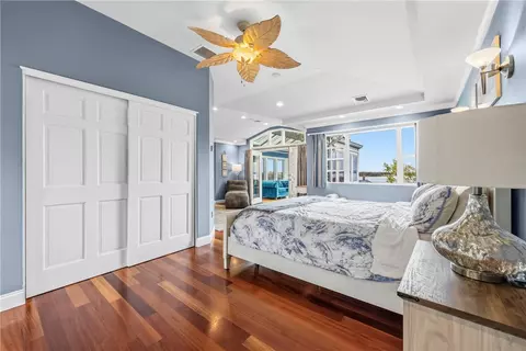 Bedroom - 21 Crestwood Rd, Warwick, RI 02886 photo 3 of 5