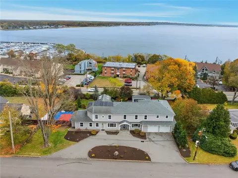 View/Area - 21 Crestwood Rd, Warwick, RI 02886 photo 2 of 6