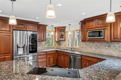 Kitchen - 21 Crestwood Rd, Warwick, RI 02886 photo 3 of 4