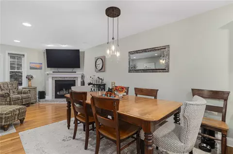 Dining - 1209 Centerville Rd #2, Warwick, RI 02886 photo 1 of 2
