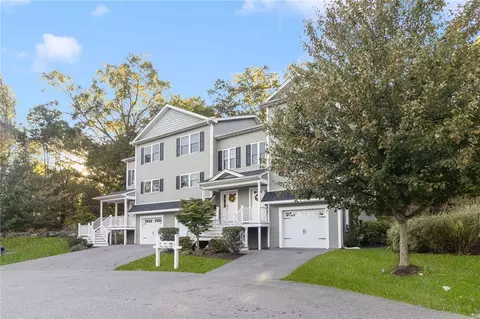 Exterior - 1209 Centerville Rd #2, Warwick, RI 02886 photo 13 of 13