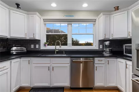 Kitchen - 1209 Centerville Rd #2, Warwick, RI 02886 photo 4 of 6