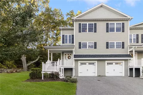 Exterior - 1209 Centerville Rd #2, Warwick, RI 02886 photo 4 of 13