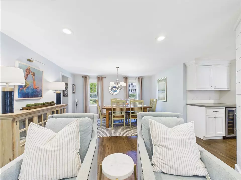 Dining - 75 Bow St, East Greenwich, RI 02818 photo 1 of 3