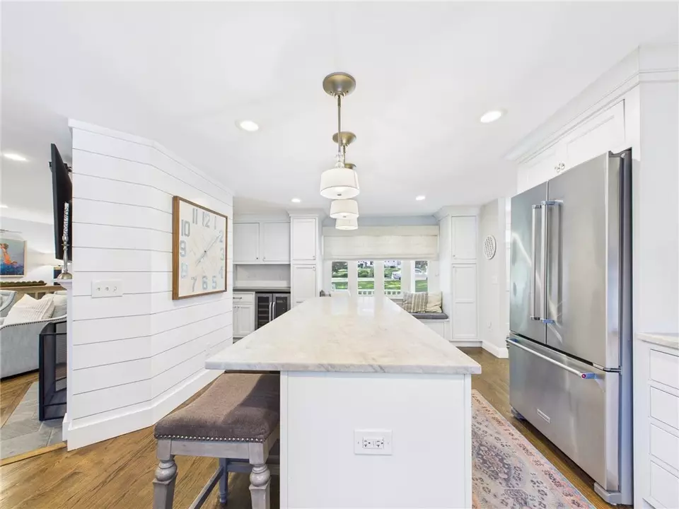 Kitchen - 75 Bow St, East Greenwich, RI 02818 photo 4 of 6