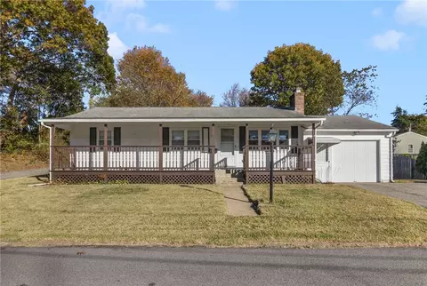 89 Lowell St, West Warwick, RI 02893