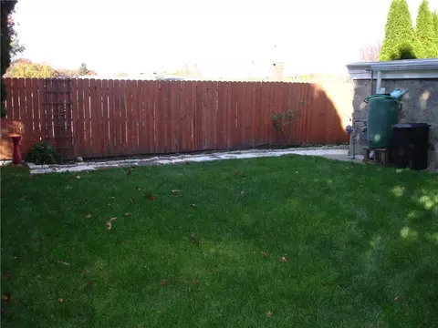 Exterior - 191 Fairfield Ave, Woonsocket, RI 02895 photo 3 of 6