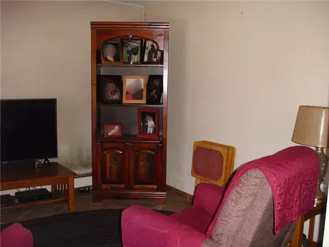 Living - 191 Fairfield Ave, Woonsocket, RI 02895 photo 2 of 2