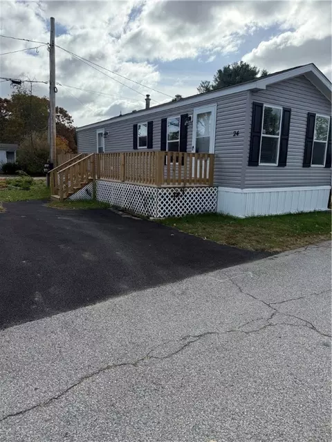 6101 Post Rd, North Kingstown, RI 02852