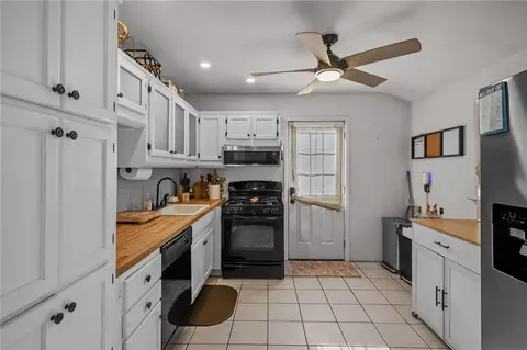 96 Glenbrook Rd, Warwick, RI 02889 photo 17