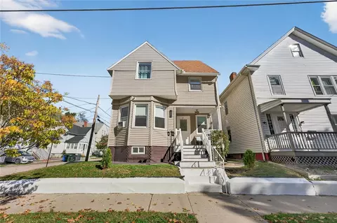 29 Crescent St, Providence, RI 02907