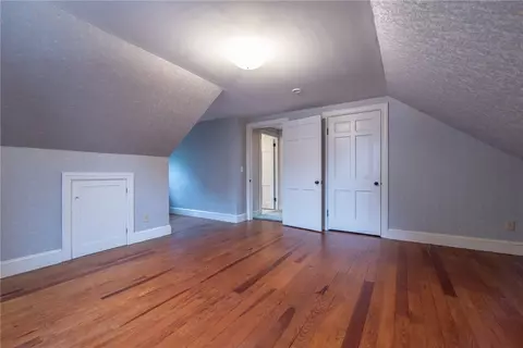 Bedroom - 67 Brewster Dr, Warwick, RI 02889 photo 7 of 10