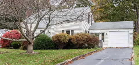 Exterior - 67 Brewster Dr, Warwick, RI 02889 photo 3 of 9