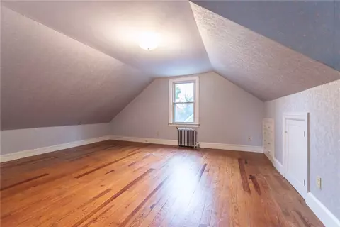 Bedroom - 67 Brewster Dr, Warwick, RI 02889 photo 5 of 10
