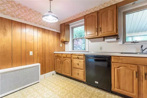 Kitchen - 67 Brewster Dr, Warwick, RI 02889 photo 1 of 3
