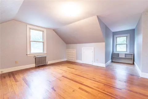 Bedroom - 67 Brewster Dr, Warwick, RI 02889 photo 6 of 10