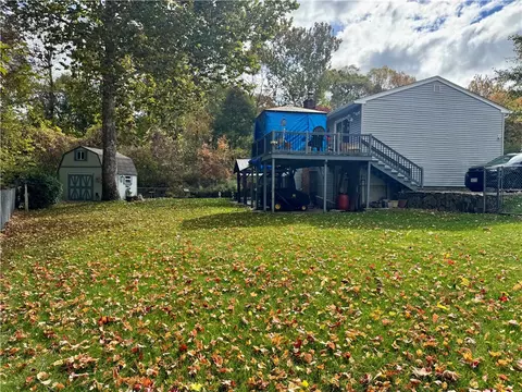Exterior - 2 Jambray Ave, Warwick, RI 02886 photo 3 of 5