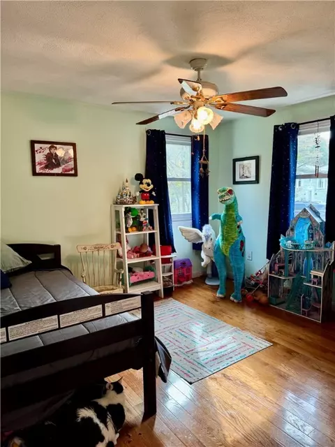 Bedroom - 2 Jambray Ave, Warwick, RI 02886 photo 3 of 4