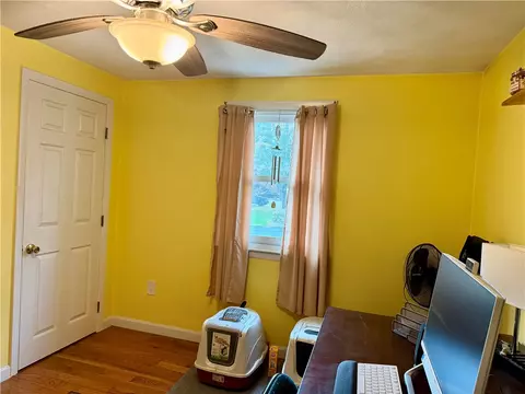 Bedroom - 2 Jambray Ave, Warwick, RI 02886 photo 4 of 4