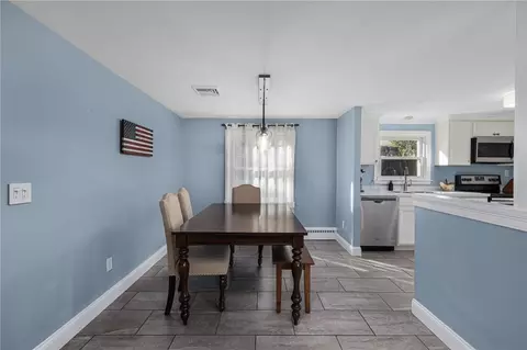 Dining - 17 Larchmont Rd, Warwick, RI 02886 photo 1 of 1