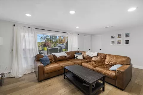 Other - 17 Larchmont Rd, Warwick, RI 02886 photo 2 of 8