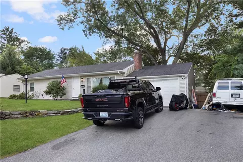 Other - 17 Larchmont Rd, Warwick, RI 02886 photo 1 of 8
