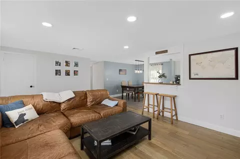 Other - 17 Larchmont Rd, Warwick, RI 02886 photo 3 of 8