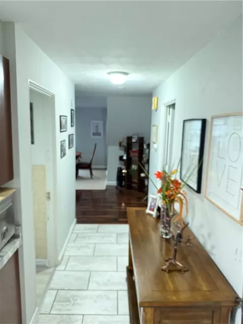 Entry Way - 595 Main St, Woonsocket, RI 02895 photo 3 of 5