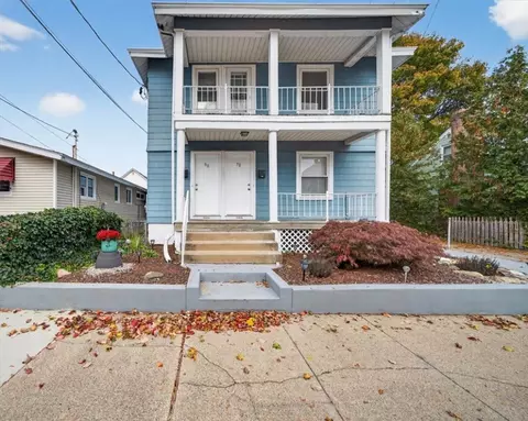 68 Slade St, Pawtucket, RI 02861