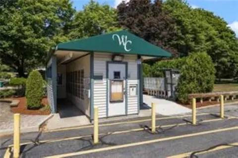 1002 Williamsburg Cir, Warwick, RI 02886 photo 44