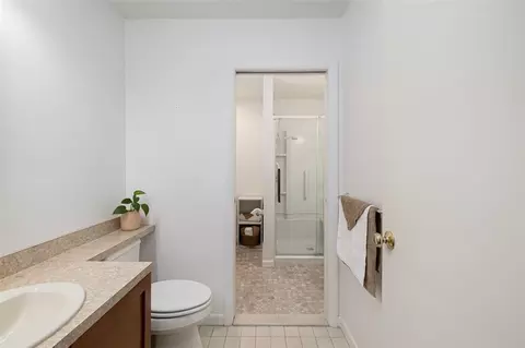 1002 Williamsburg Cir, Warwick, RI 02886 photo 27