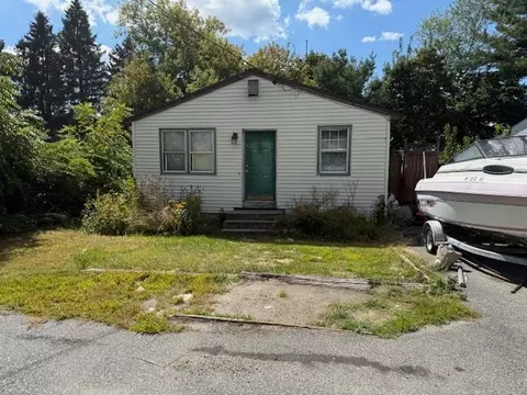 3 Quail St, Cumberland, RI 02864