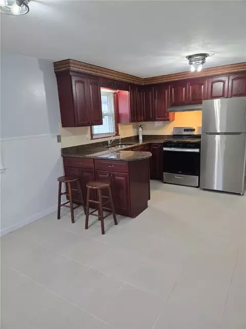80 Lubec St, Providence, RI 02904